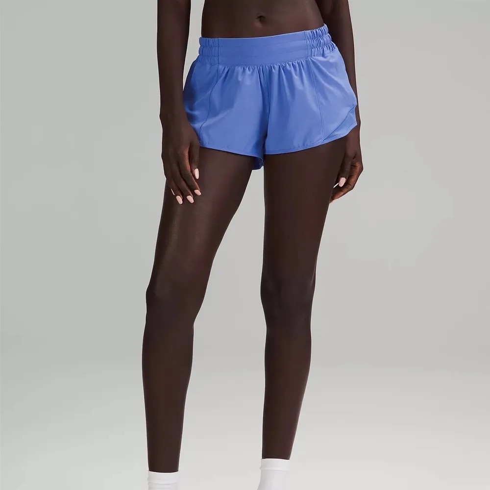 Lululemon Hotty Hot Low-Rise Lined Short